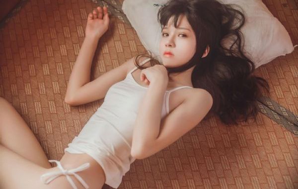 秋霞在线观看伊人_90分钟完整视频视频大全