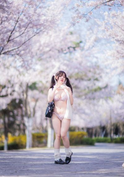 操骚笔小说_日韩电影在线