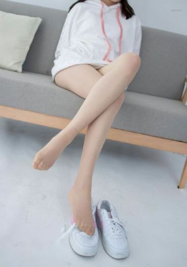 精品二区三区免费_高清蓝光在线观看